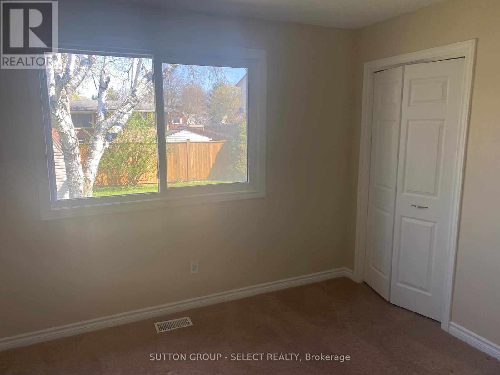 7 ARVA COURT Image 21