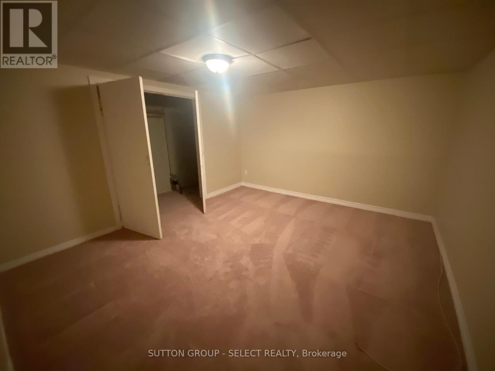 7 ARVA COURT Image 27