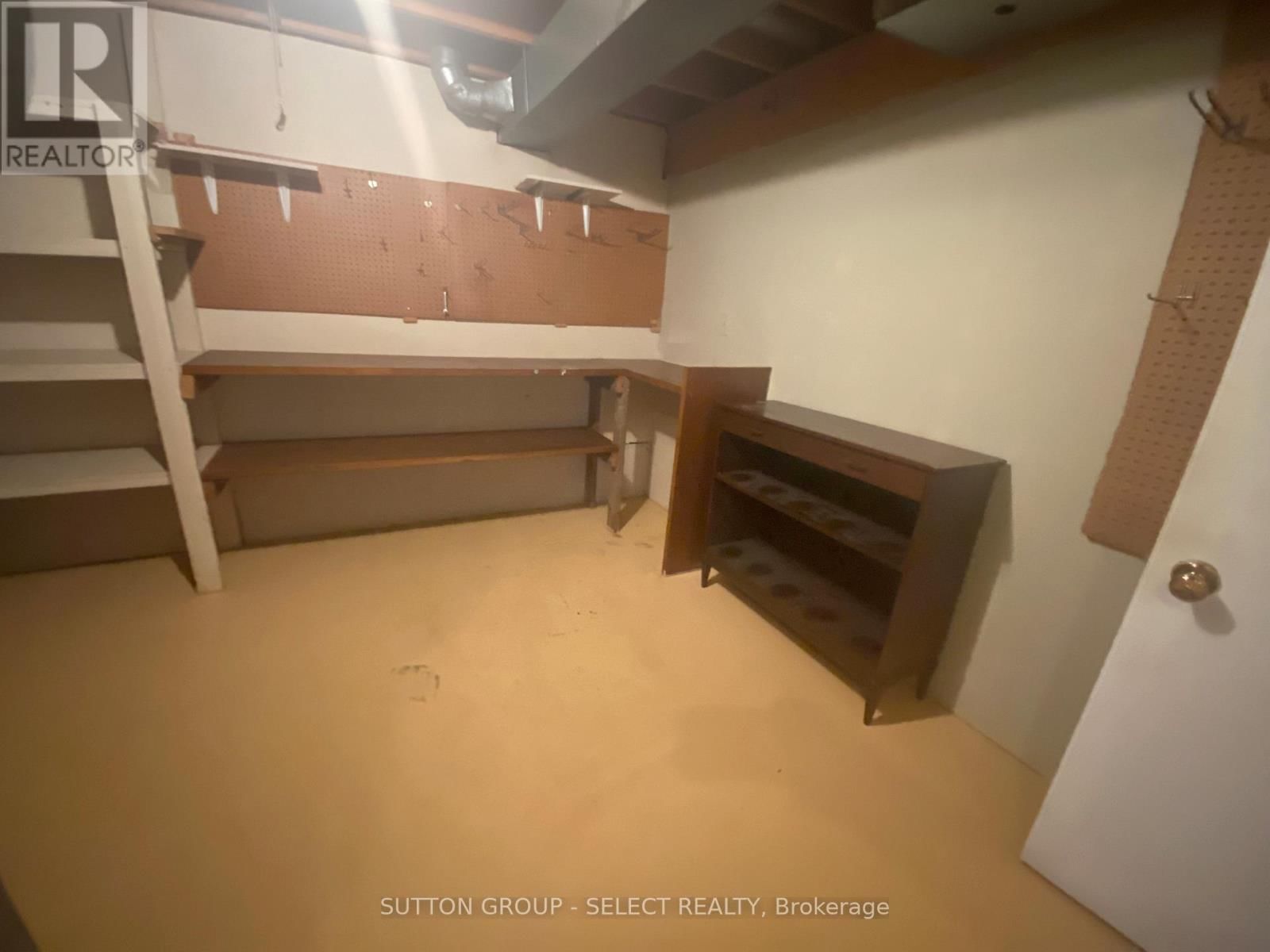 7 ARVA COURT Image 28