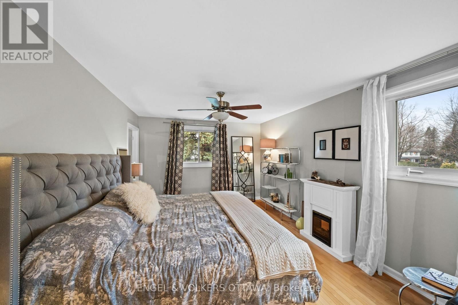 1 ERINLEA COURT Image 19