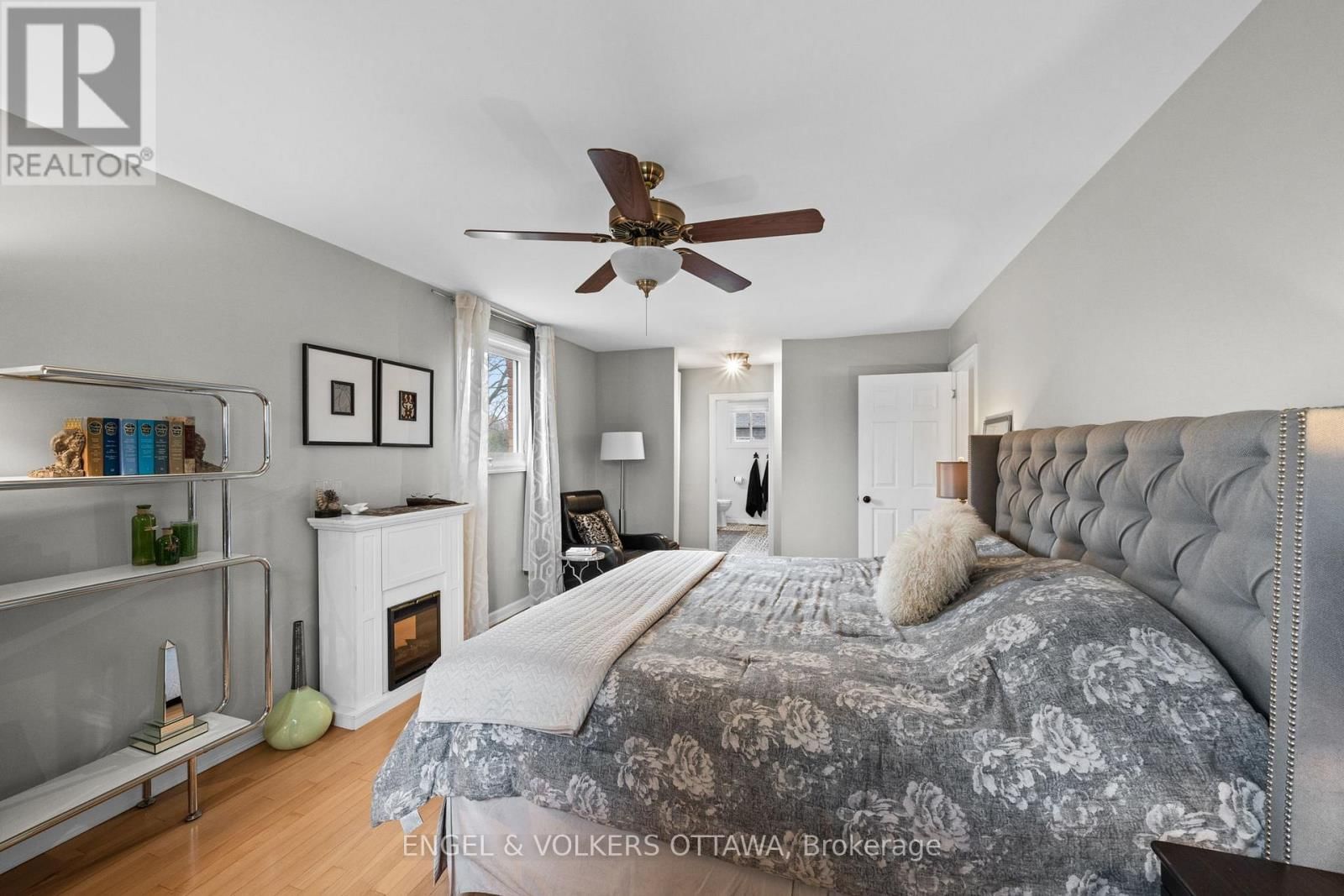 1 ERINLEA COURT Image 20