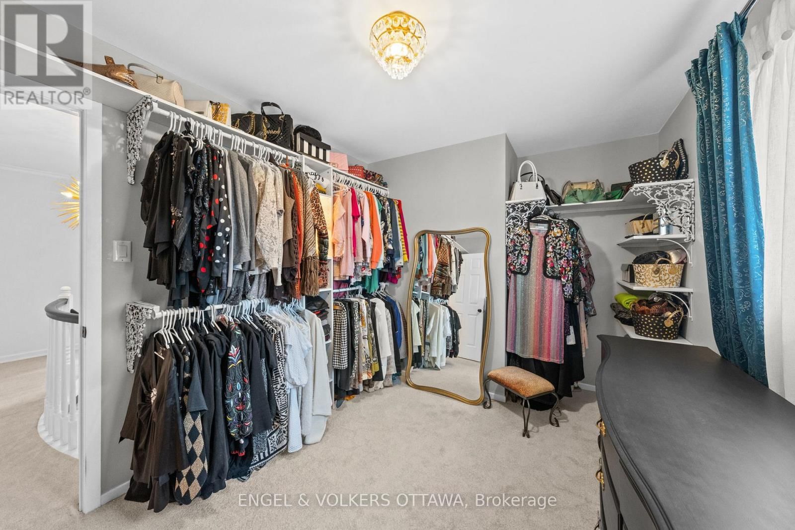 1 ERINLEA COURT Image 23