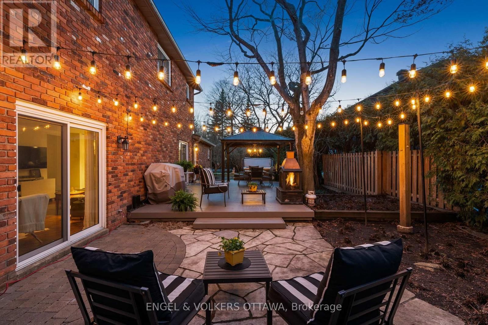 1 ERINLEA COURT Image 35