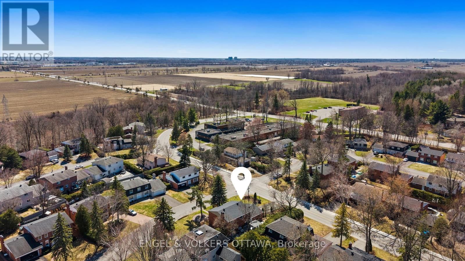 1 ERINLEA COURT Image 41