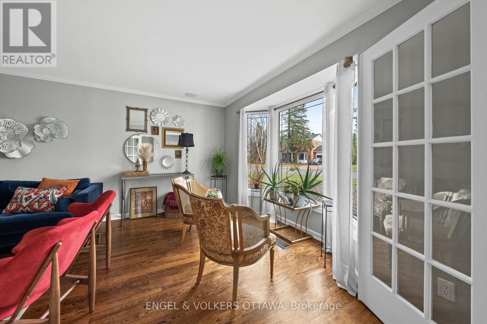 1 ERINLEA COURT Image 5