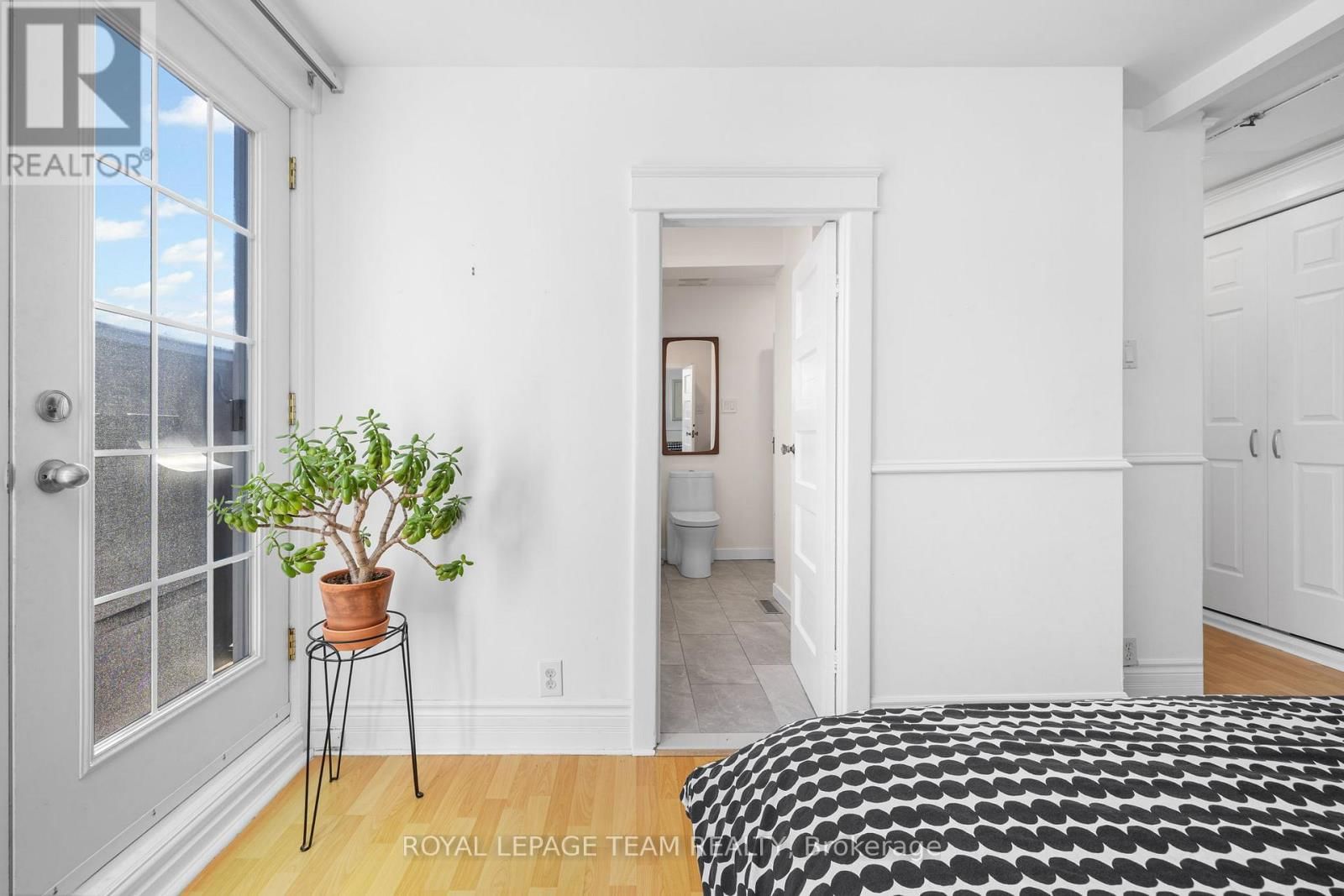 45 SPRINGFIELD ROAD Image 13