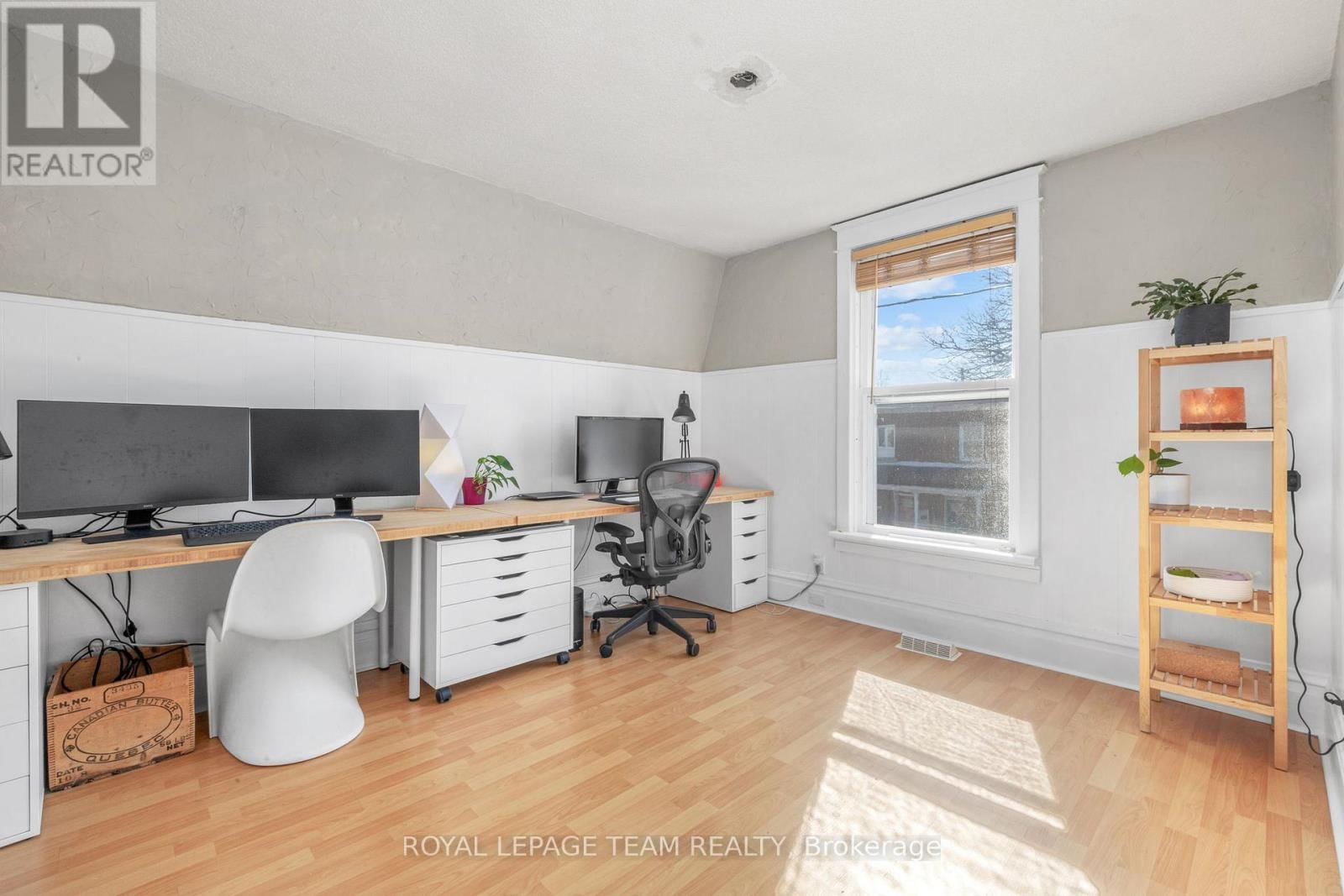 45 SPRINGFIELD ROAD Image 17