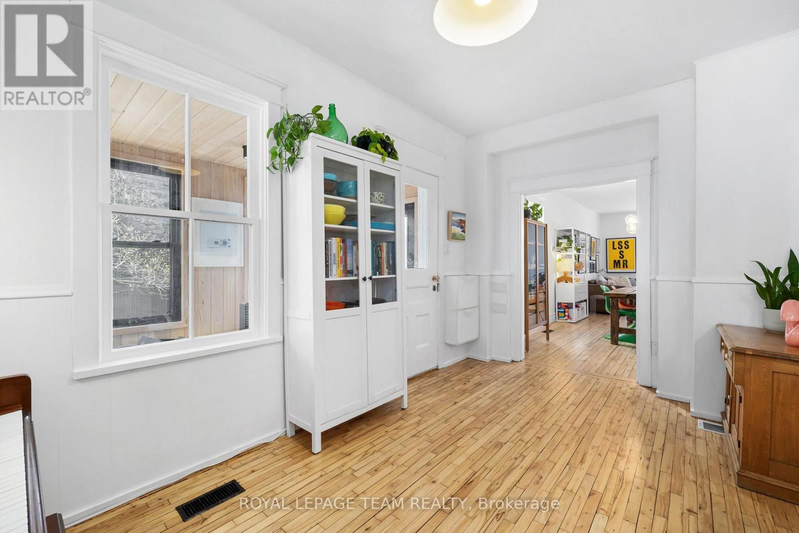 45 SPRINGFIELD ROAD Image 7