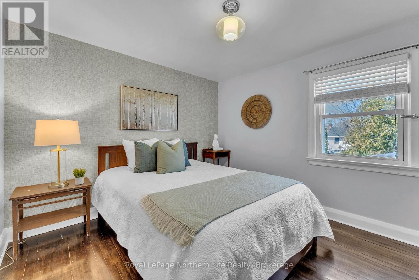 724 BLOEM STREET Image 19