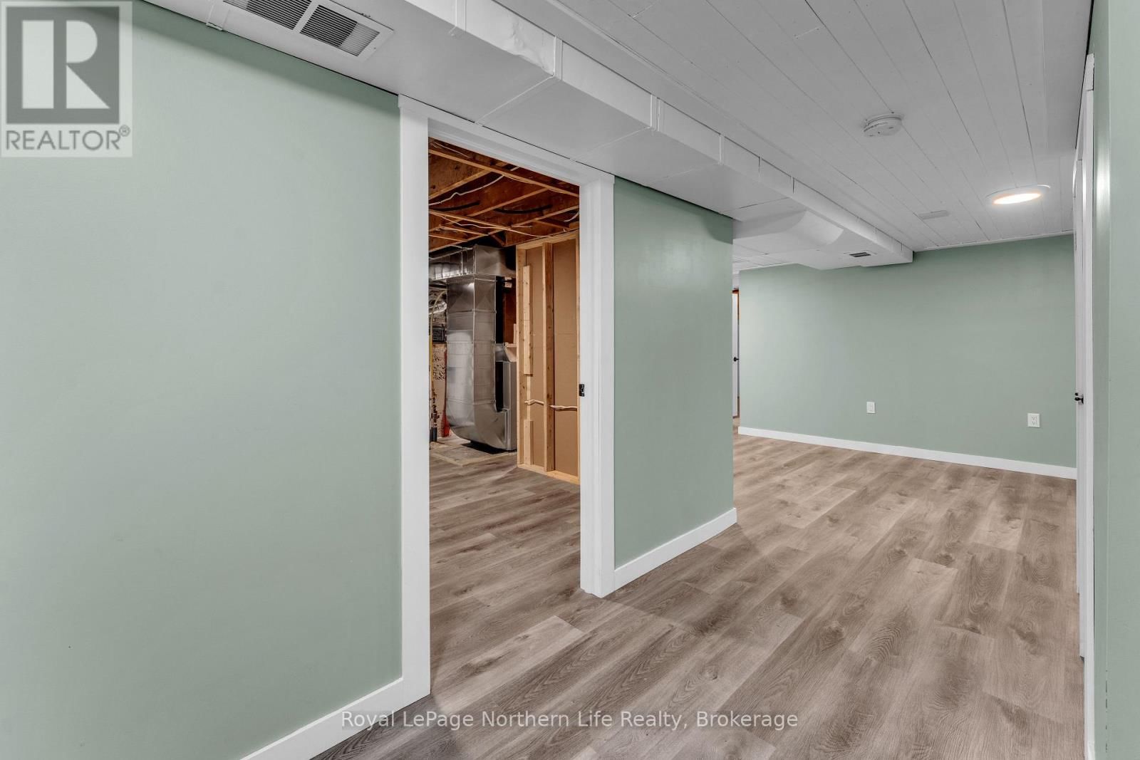 724 BLOEM STREET Image 28