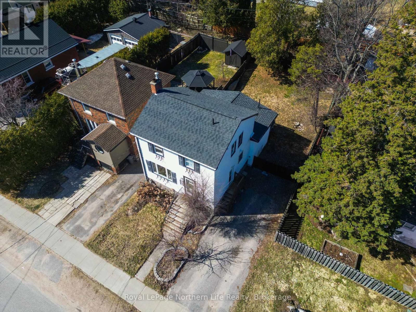 724 BLOEM STREET Image 3