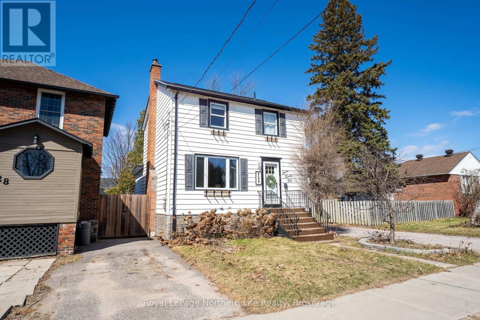 724 BLOEM STREET Image 35