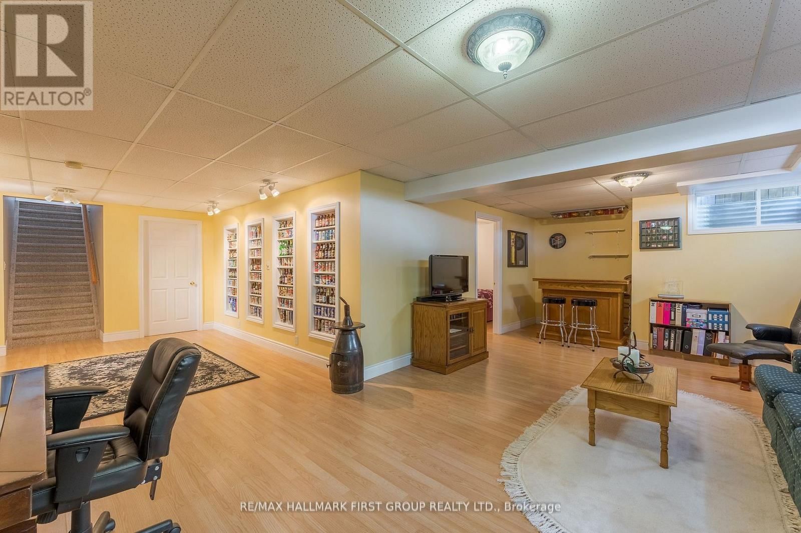 4 BLUEWATER AVENUE Image 26