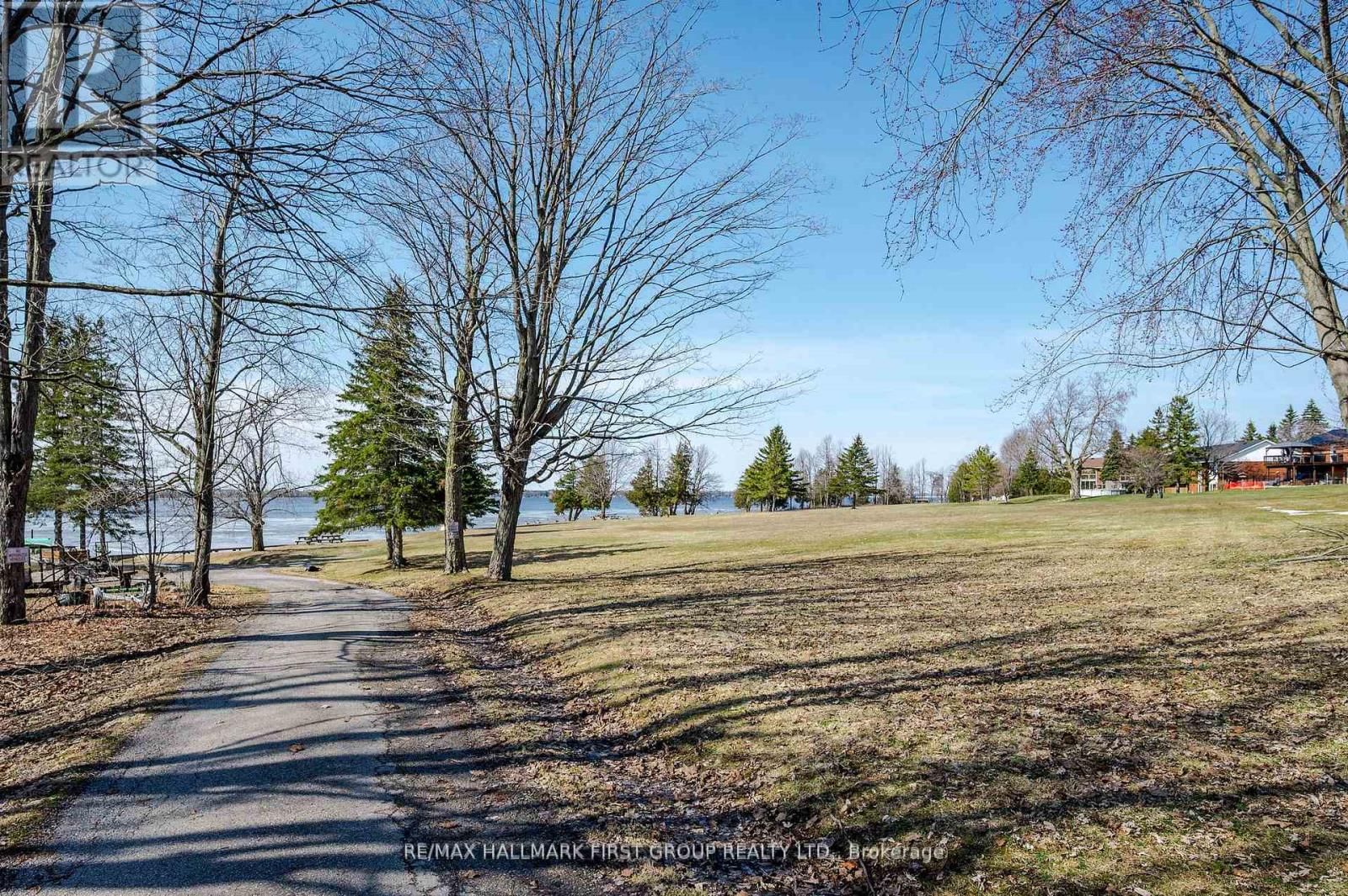 4 BLUEWATER AVENUE Image 33