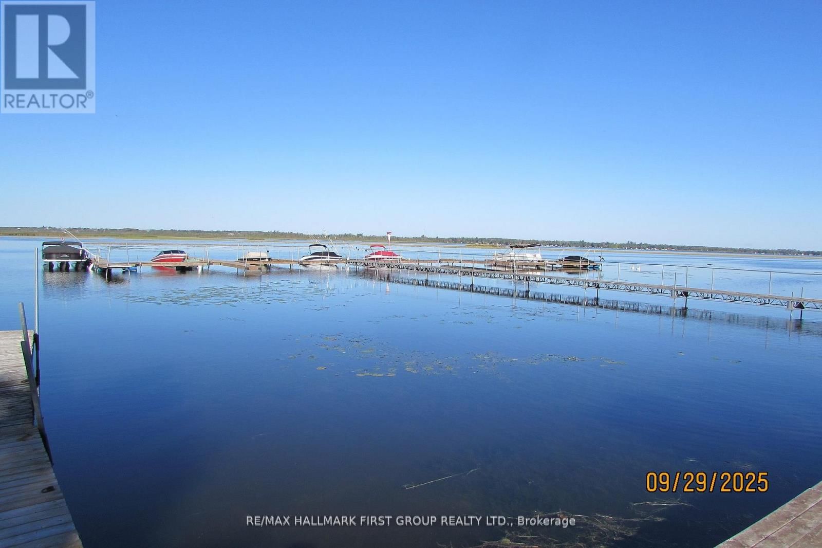 4 BLUEWATER AVENUE Image 38