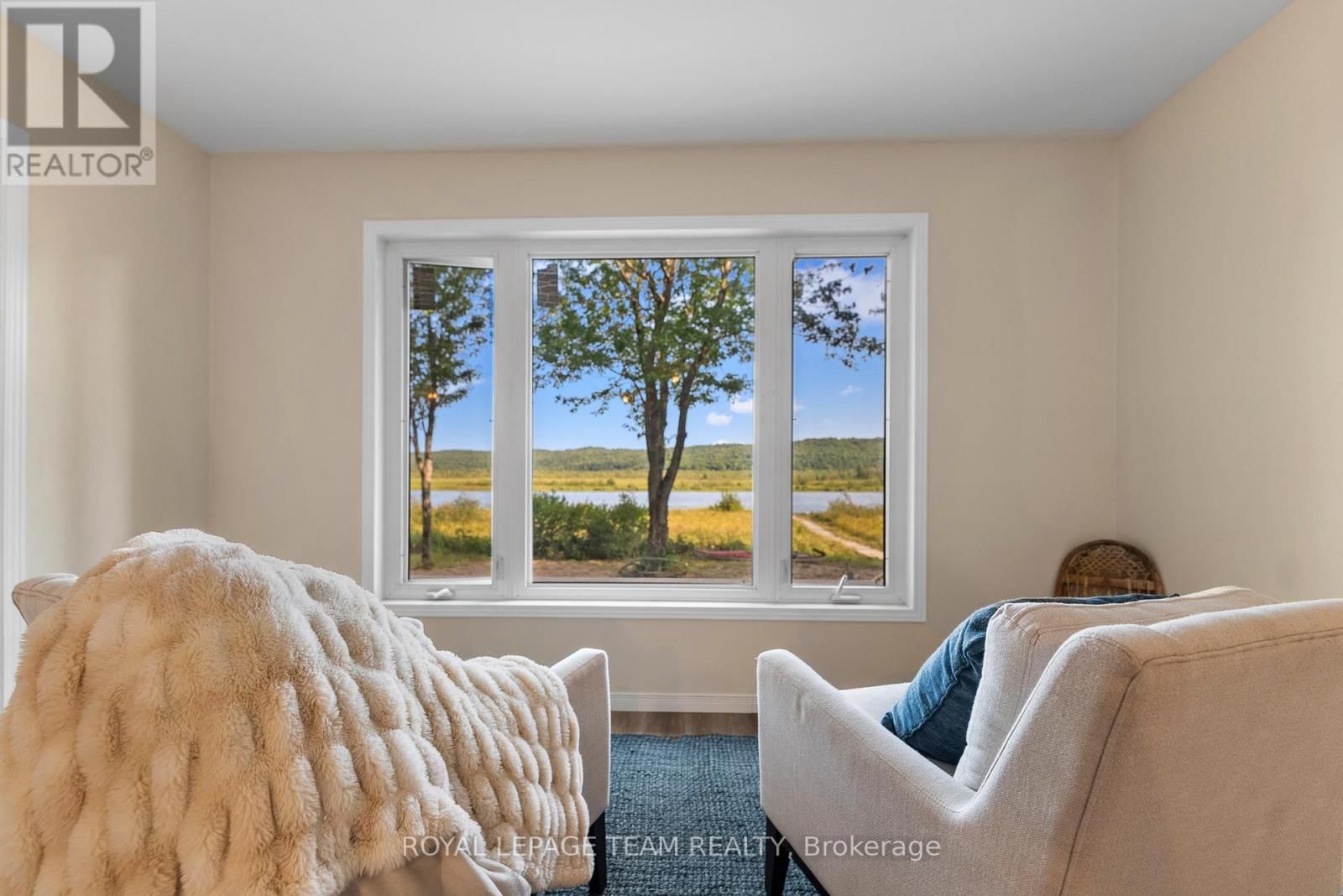 1274 LOWER CRAIGMONT ROAD Image 12