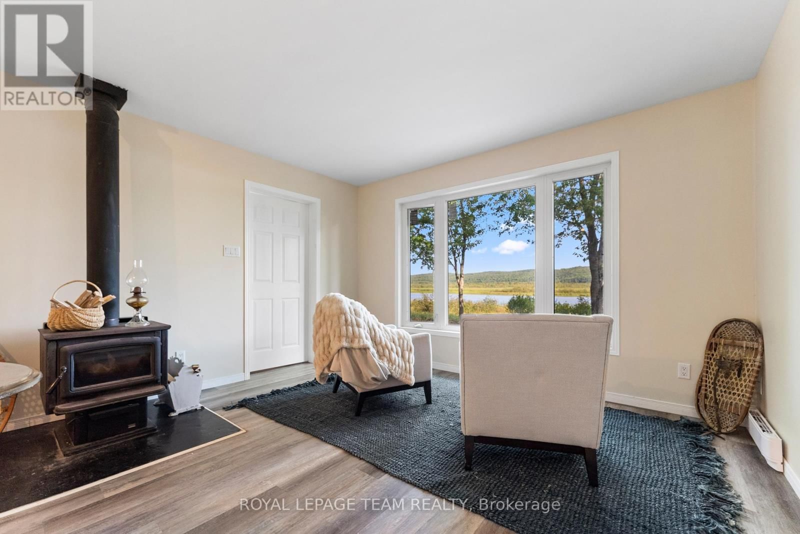 1274 LOWER CRAIGMONT ROAD Image 15