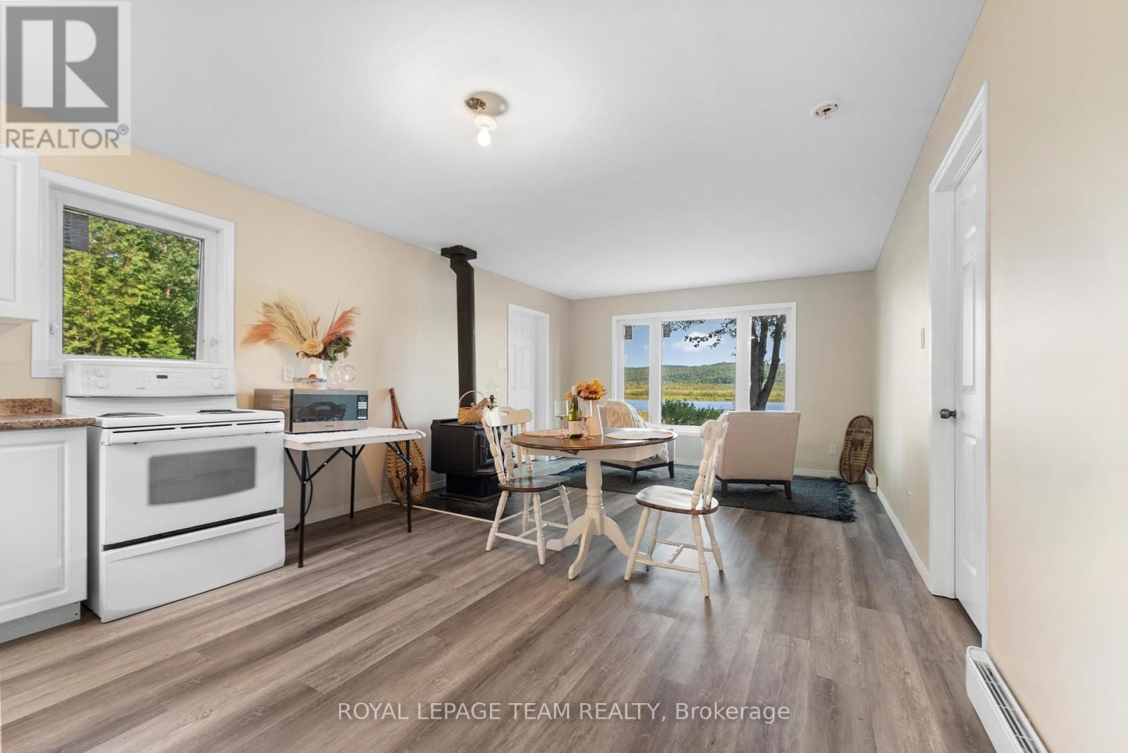 1274 LOWER CRAIGMONT ROAD Image 9