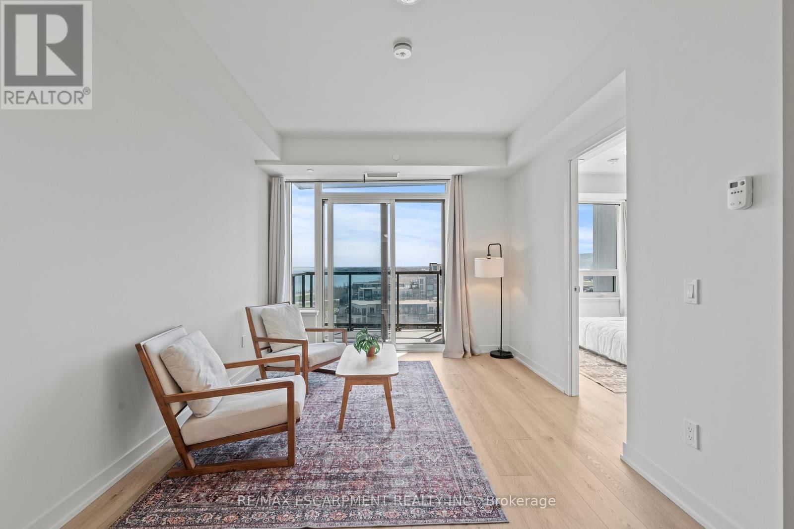 1110 - 385 WINSTON ROAD Image 11