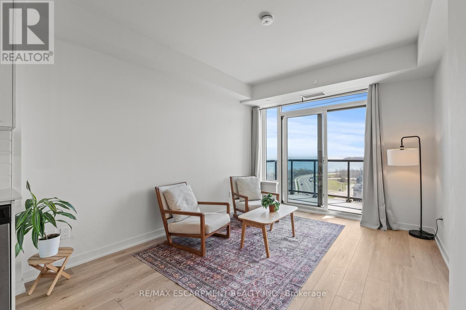 1110 - 385 WINSTON ROAD Image 13