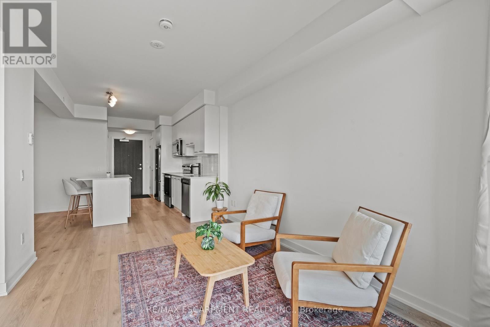 1110 - 385 WINSTON ROAD Image 14