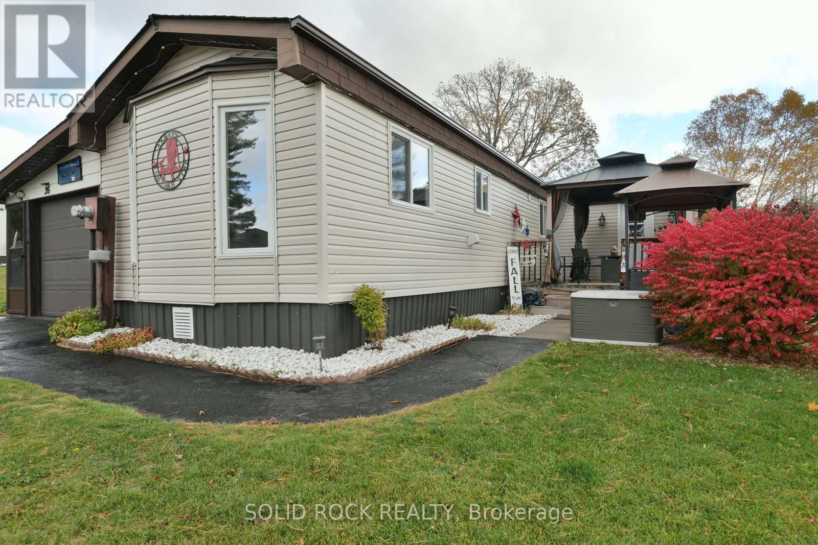 26 EVERGREEN LANE Image 1