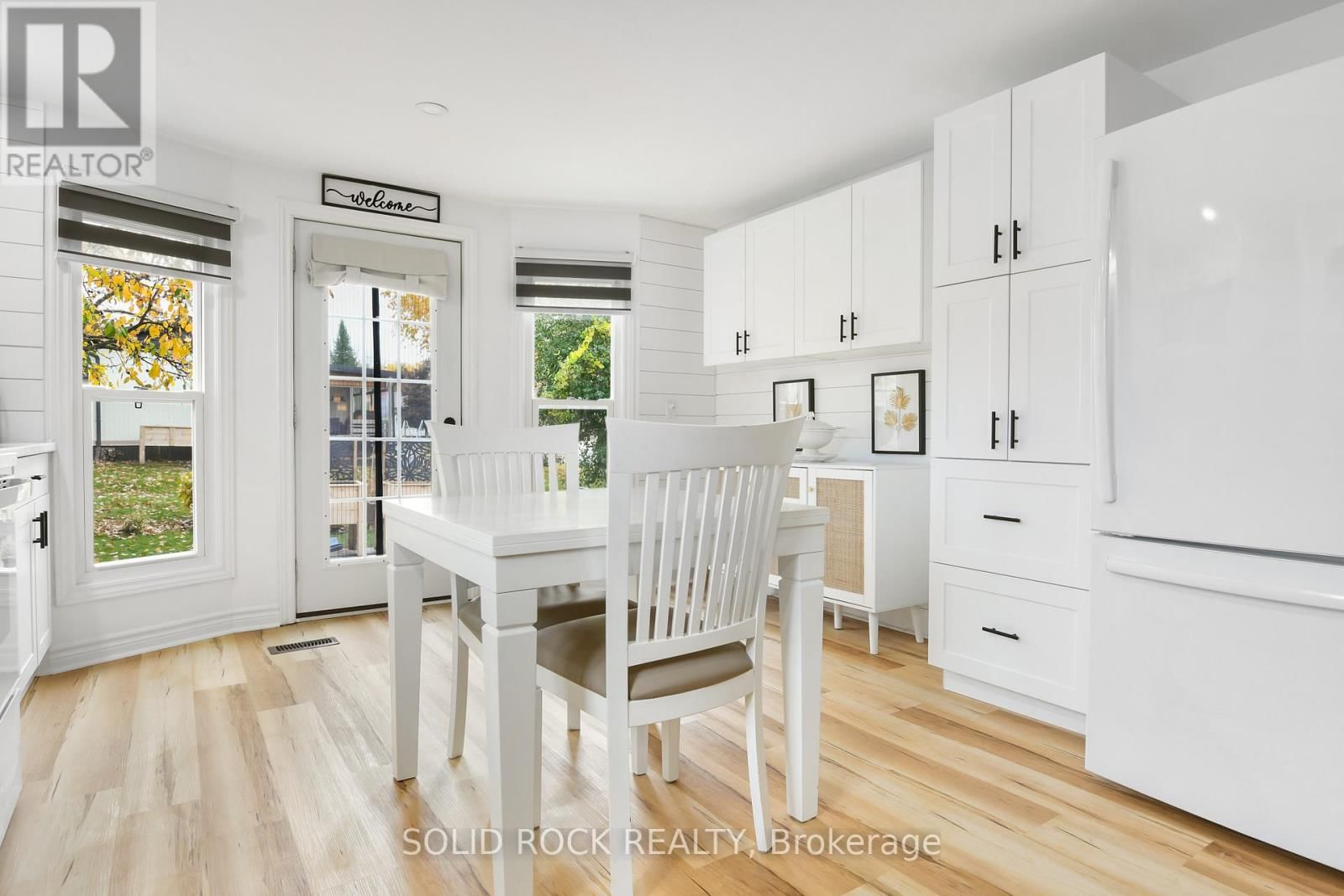 26 EVERGREEN LANE Image 17