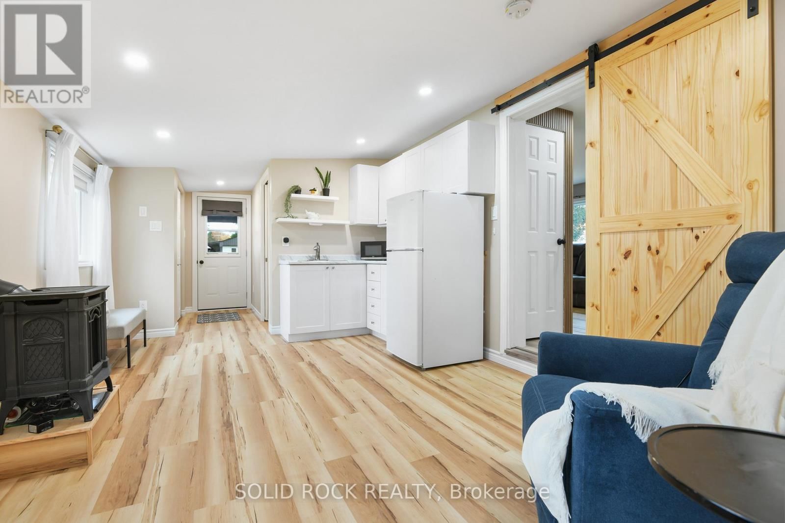 26 EVERGREEN LANE Image 21