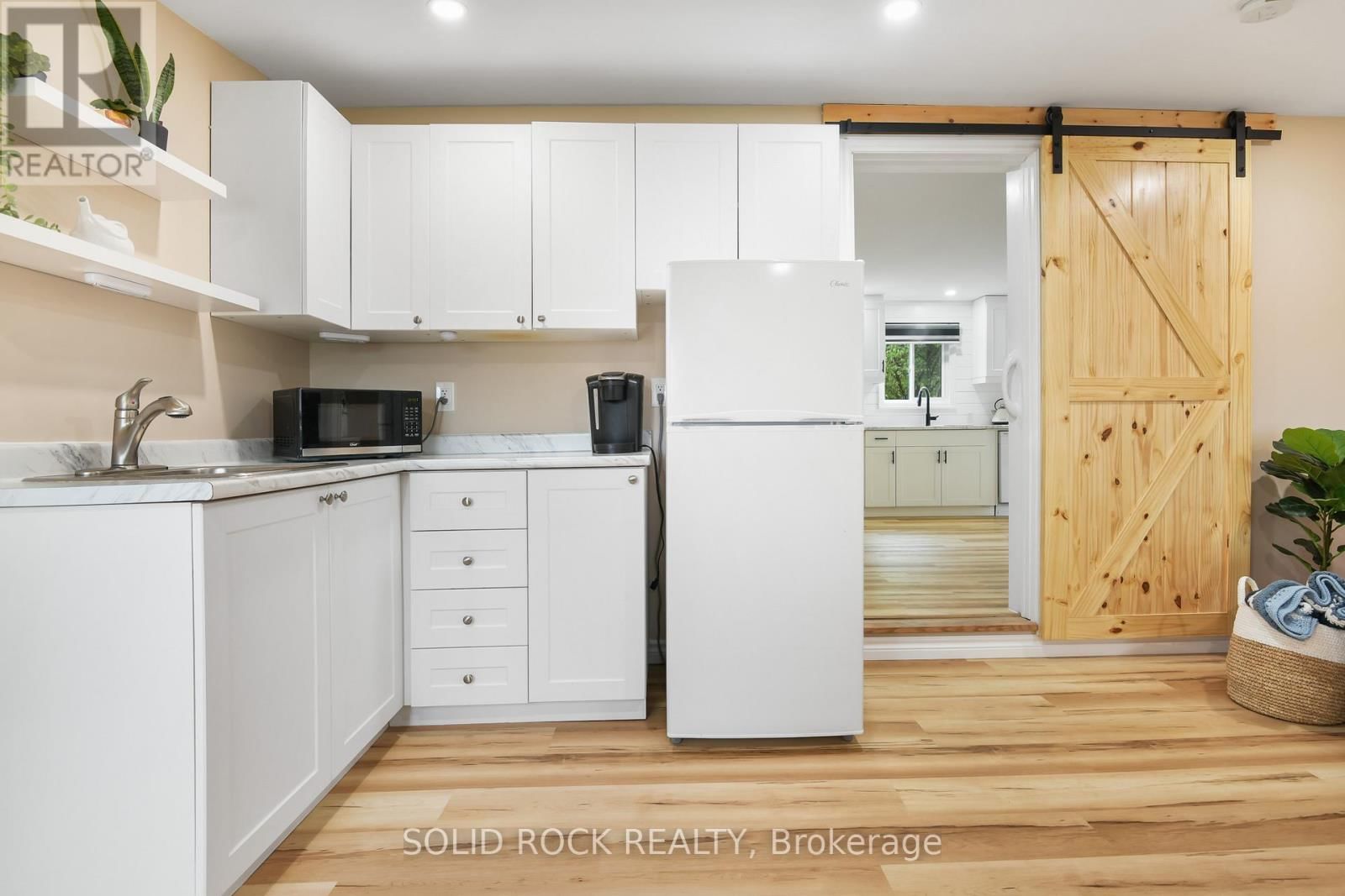 26 EVERGREEN LANE Image 23