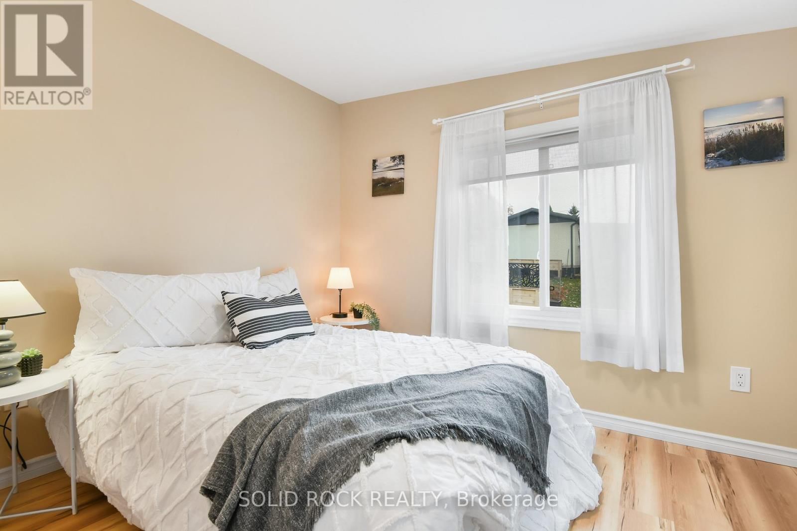 26 EVERGREEN LANE Image 25