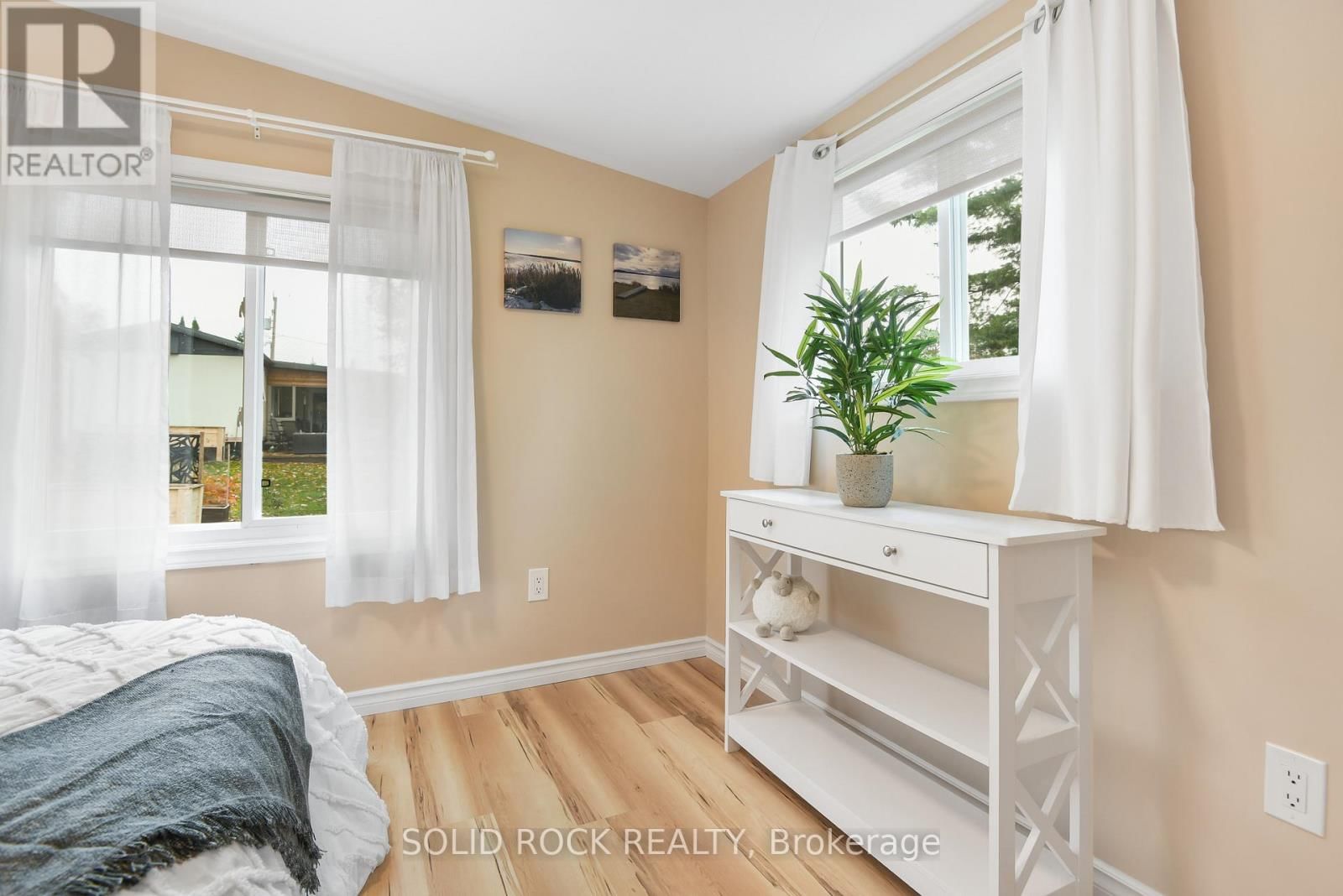 26 EVERGREEN LANE Image 26