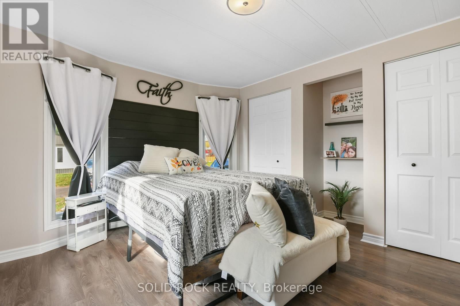 26 EVERGREEN LANE Image 29