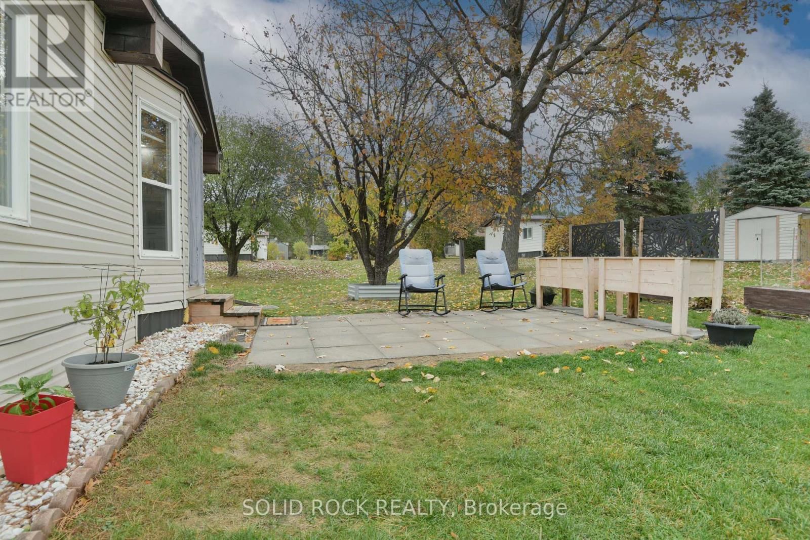 26 EVERGREEN LANE Image 38