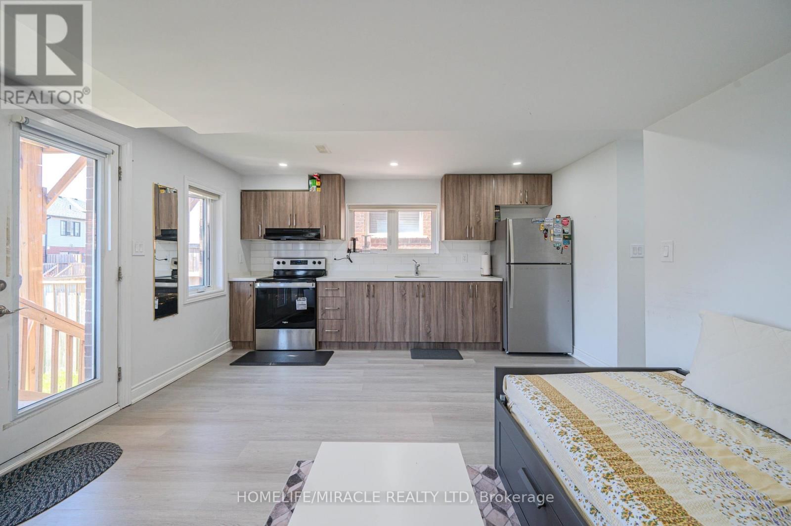 10 SPORTSMAN HILL STREET Image 12