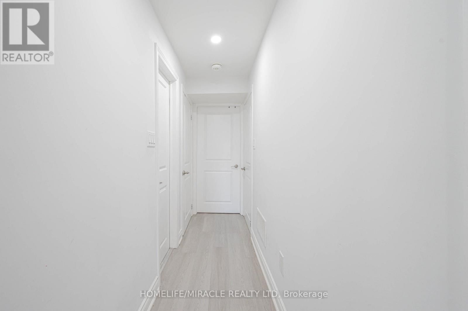 10 SPORTSMAN HILL STREET Image 28