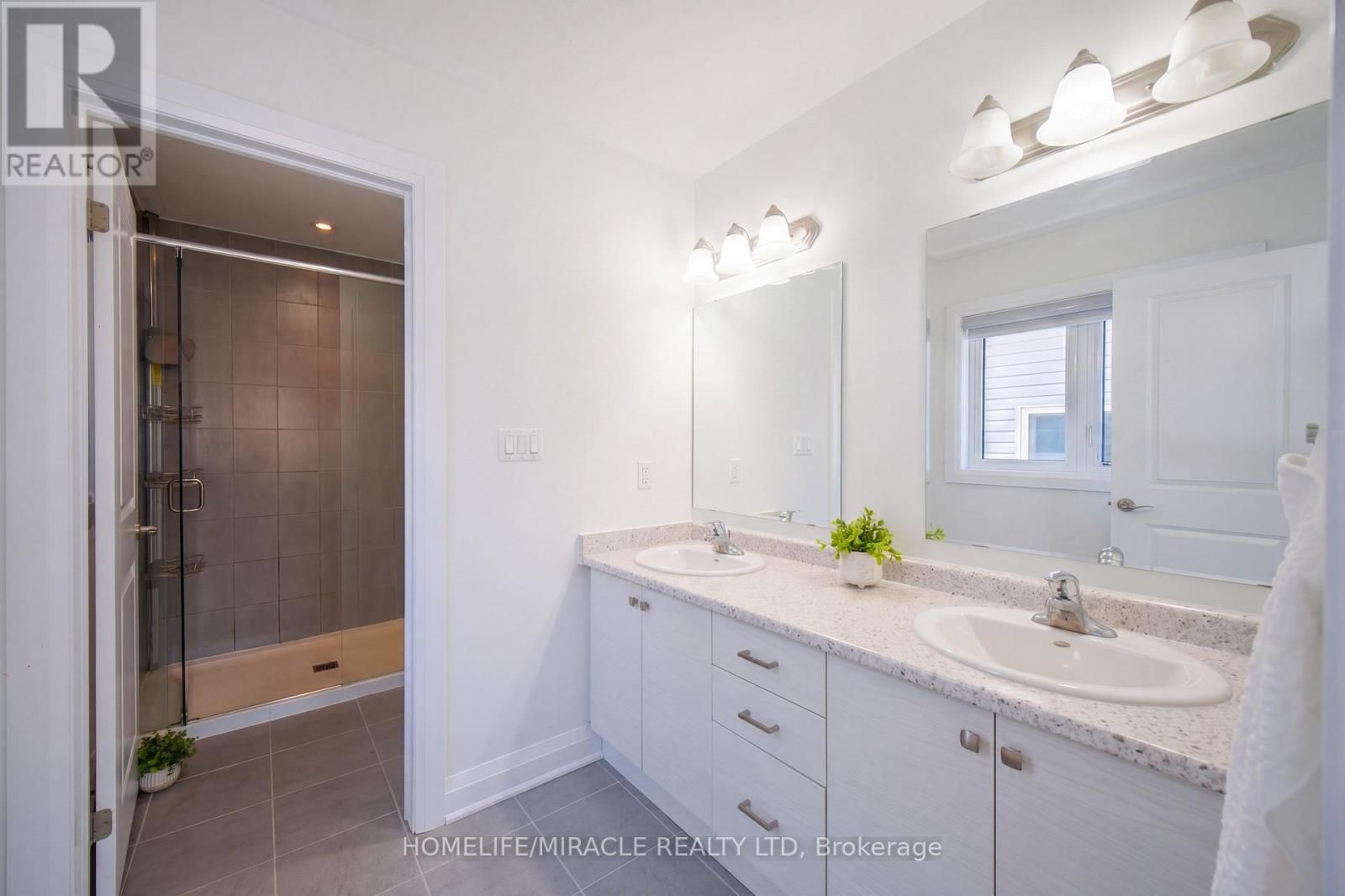 10 SPORTSMAN HILL STREET Image 31