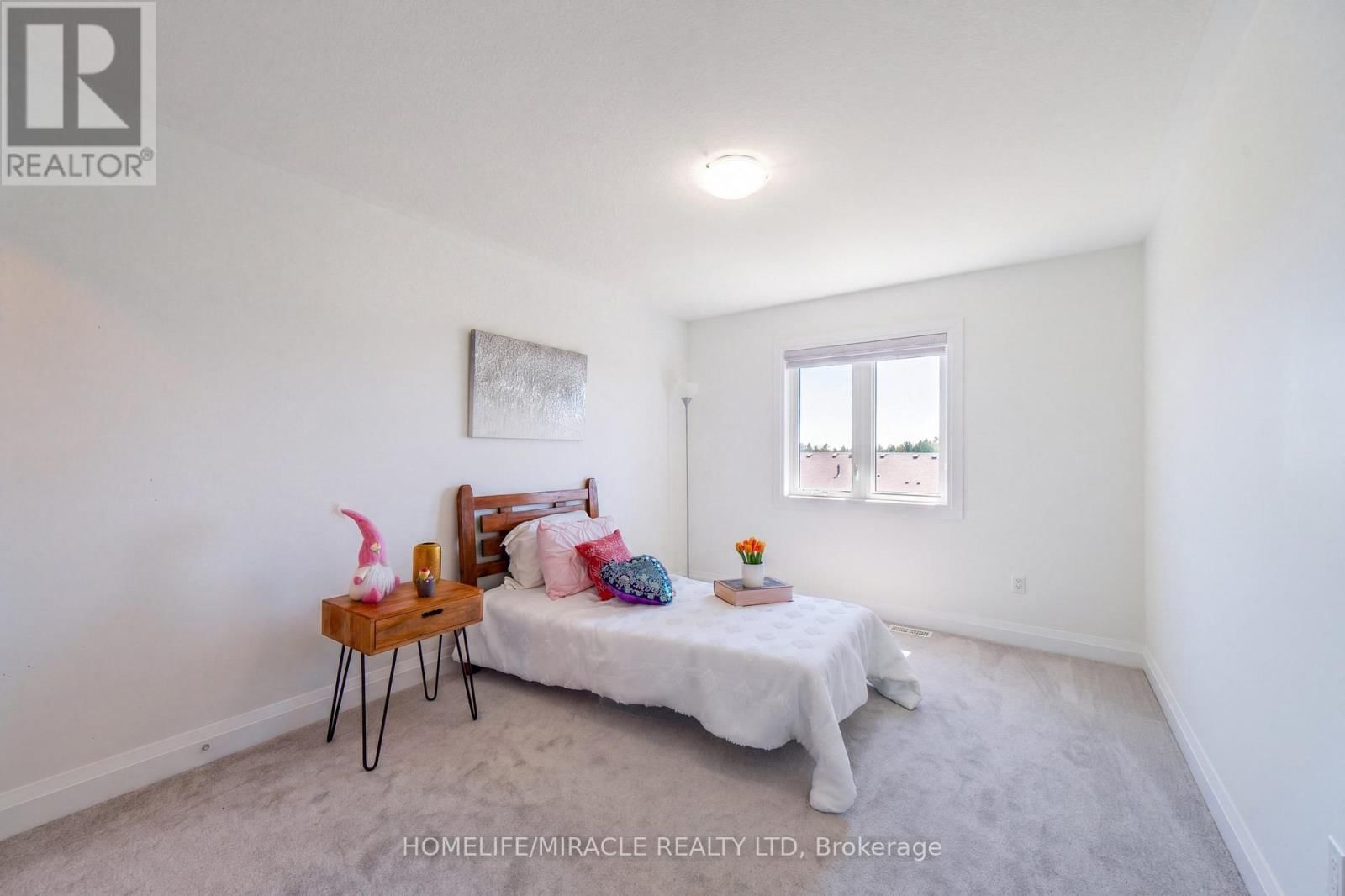 10 SPORTSMAN HILL STREET Image 34