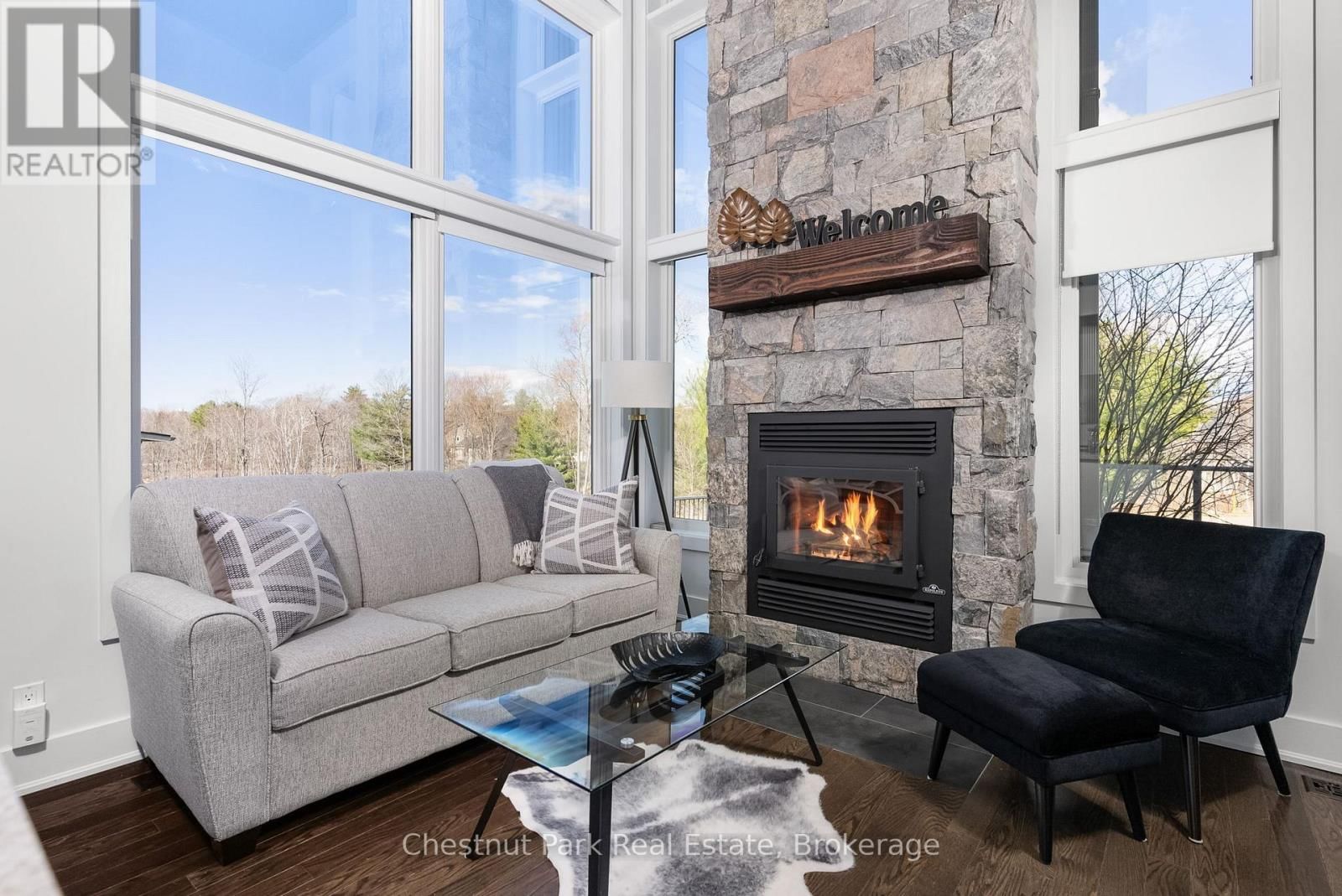 20 CARRICK TRAIL Image 15