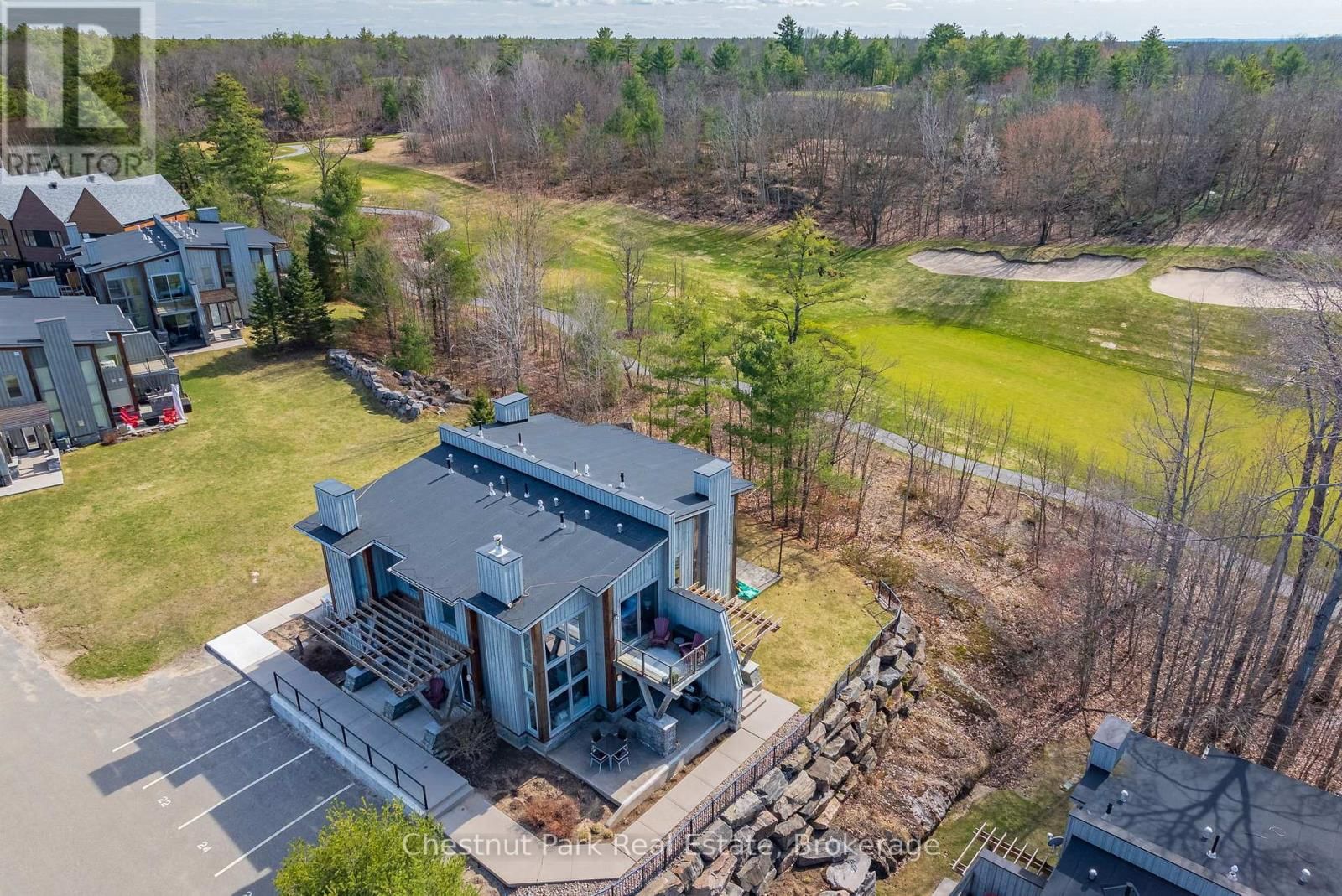 20 CARRICK TRAIL Image 32