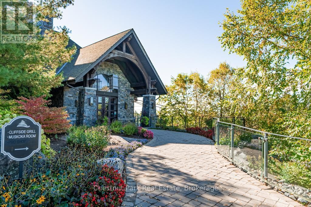 20 CARRICK TRAIL Image 36