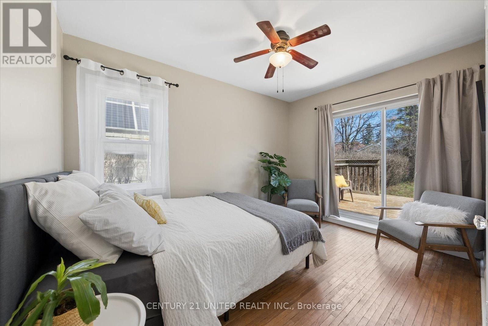 758 BETHUNE STREET Image 18