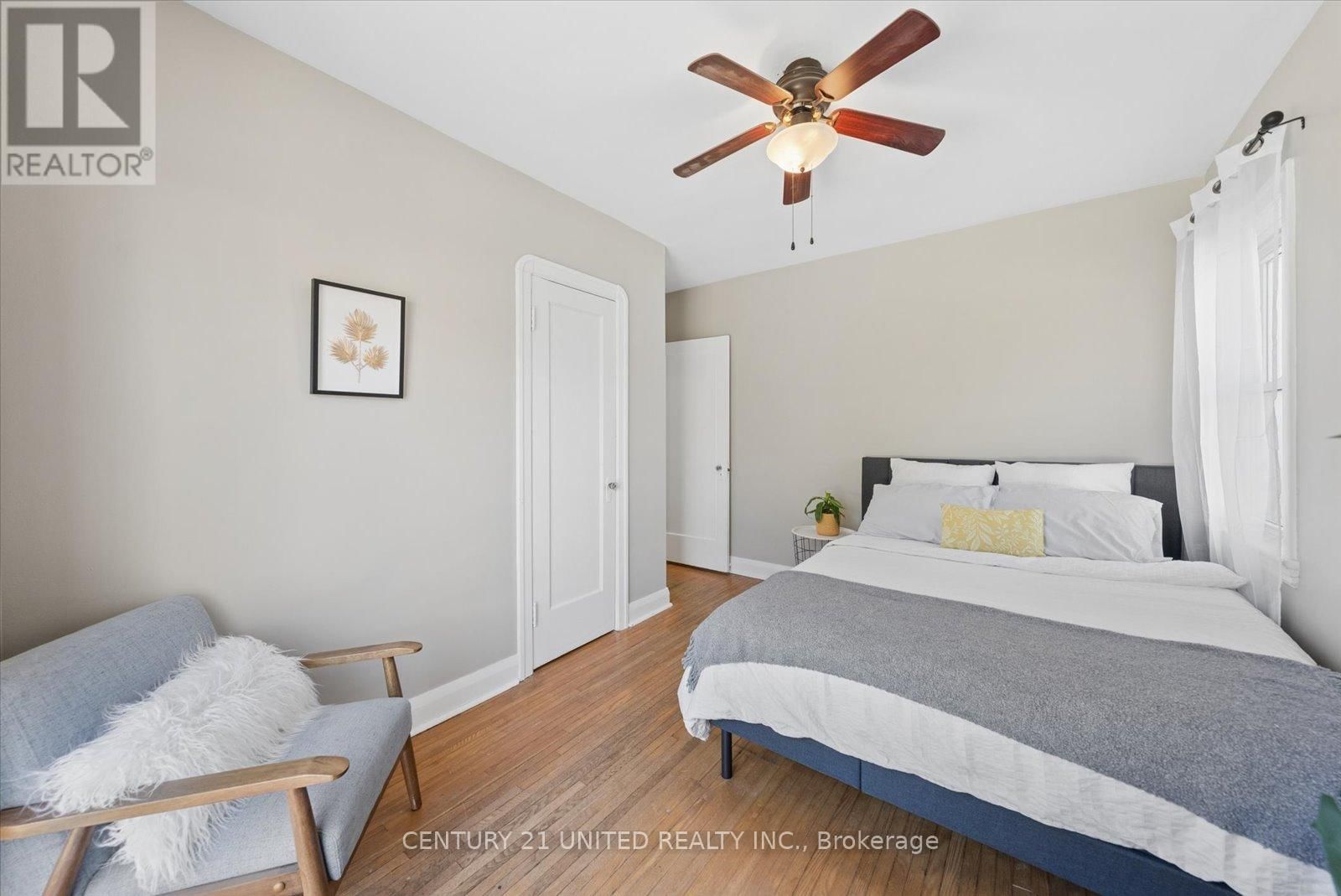 758 BETHUNE STREET Image 20