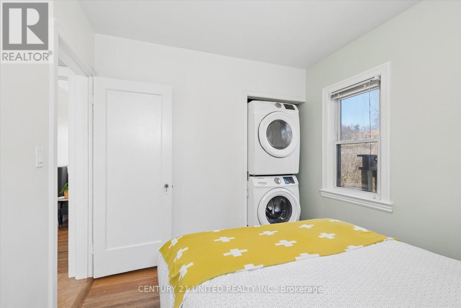 758 BETHUNE STREET Image 22