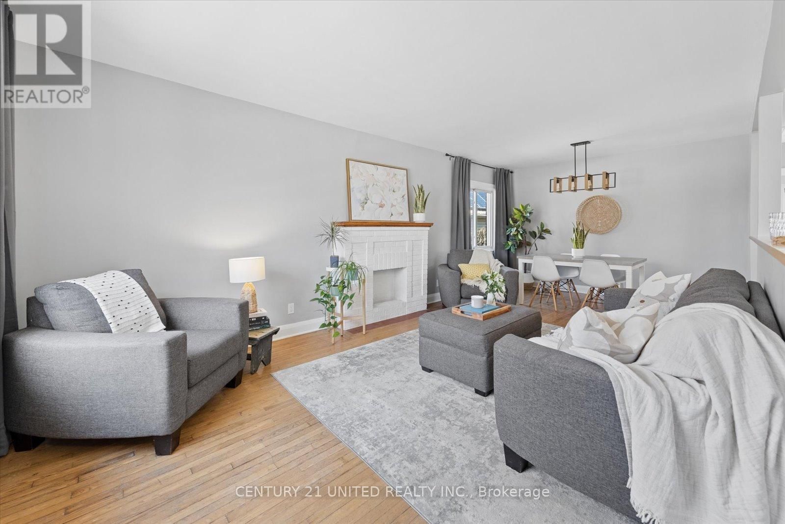 758 BETHUNE STREET Image 7