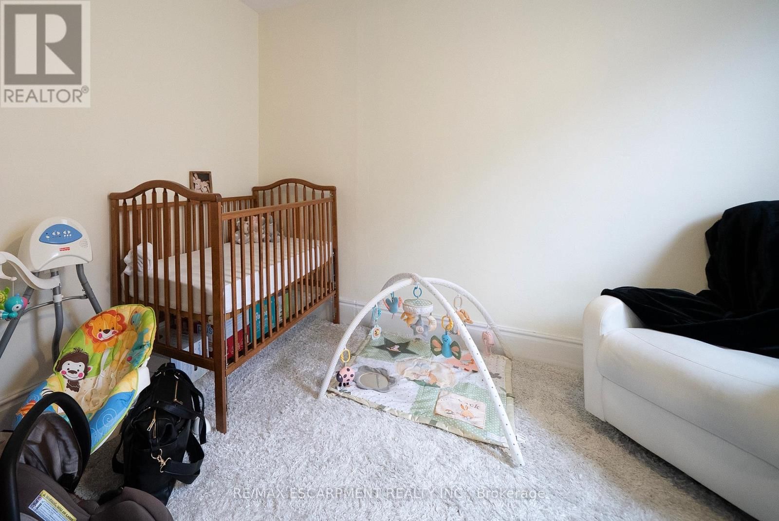 142 GRAND RIVER STREET NORTH Image 17