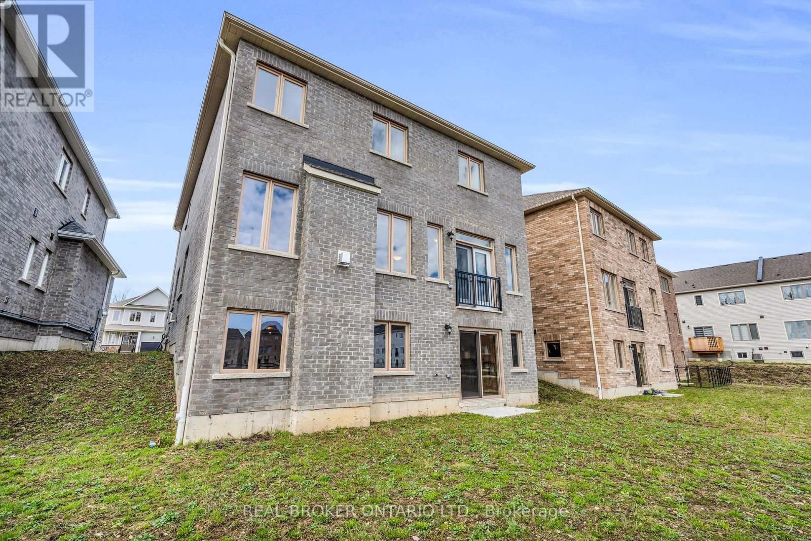 9 AITCHISON AVENUE Image 43