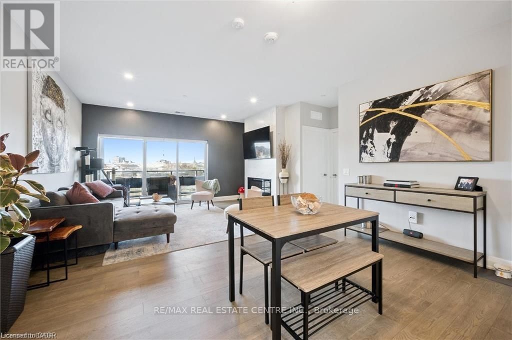 608 - 71 WYNDHAM STREET SOUTH Image 12