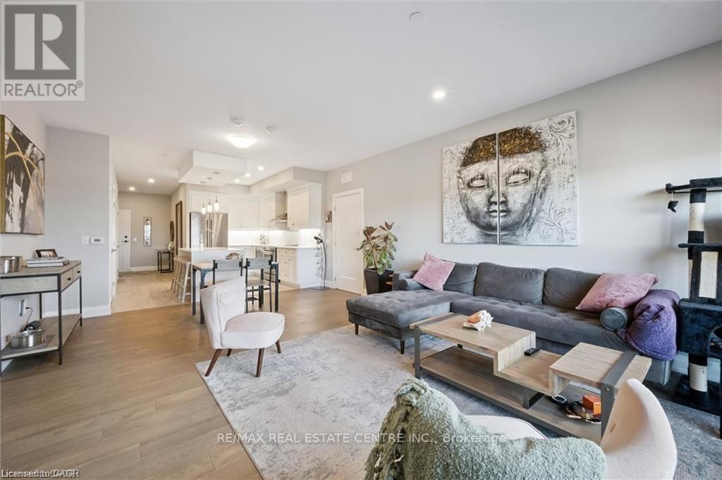 608 - 71 WYNDHAM STREET SOUTH Image 14