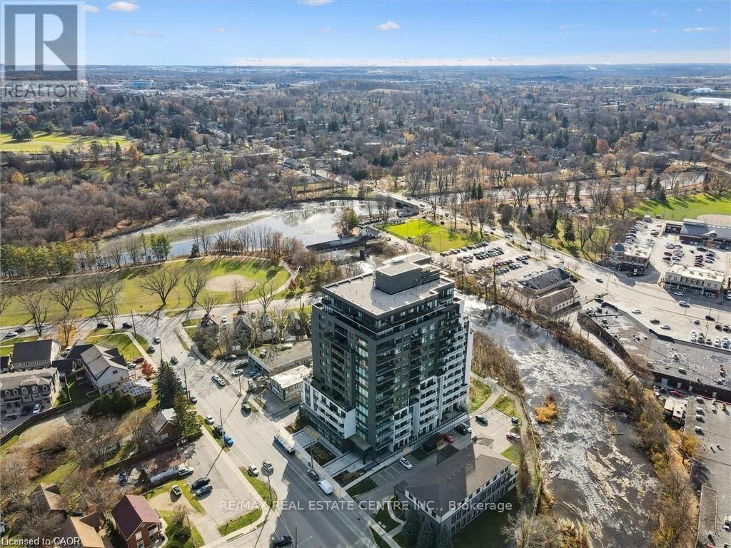 608 - 71 WYNDHAM STREET SOUTH Image 3