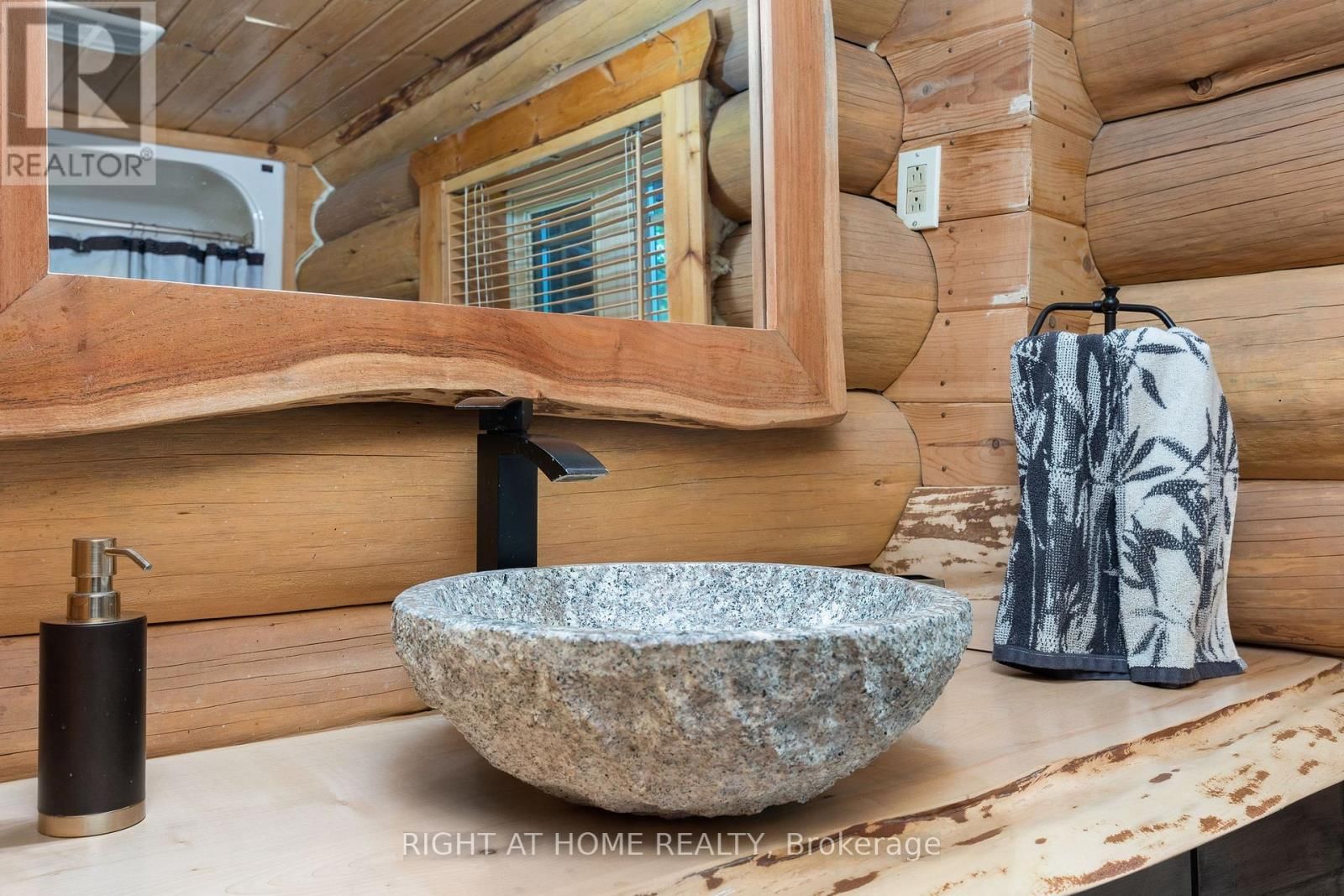 235 LOCH ERNE ROAD Image 33